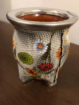 Mate de cerámica forrado
